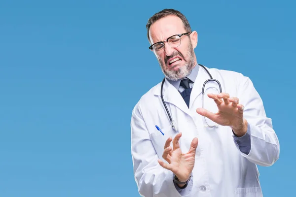 Middle Age Senior Hoary Doctor Man Wearing Medical Uniform Isolated — Stock Photo, Image