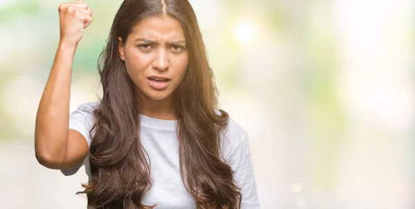 Jonge Mooie Arabische Vrouw Geïsoleerde Achtergrond Boos Gekke Verhogen Vuist — Stockfoto