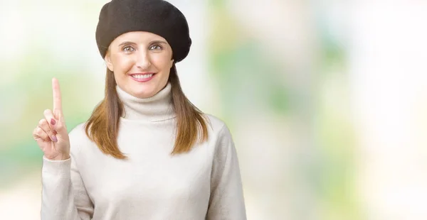 Middle Age Mature Woman Wearing Winter Sweater Beret Isolated Background — Stock Photo, Image