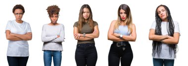 Kolaj bir grup genç kadını izole arka plan şüpheci ve sinir, onaylamayan ifade yüz çapraz kolları üzerinde. Negatif kişi.