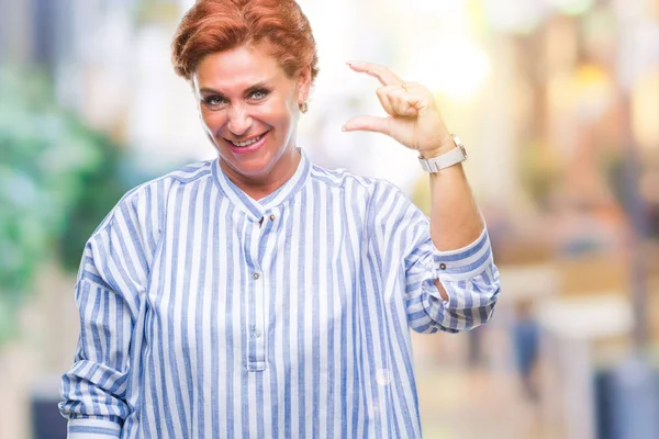Atrractive Senior Caucasian Redhead Woman Isolated Background Smiling Confident Gesturing — Stock Photo, Image