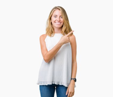 İzole arka neşeli bir gülümseme ile el ve parmak kadar yan yüzünde mutlu ve doğal ifade ile işaret yüz güzel genç zarif kadın