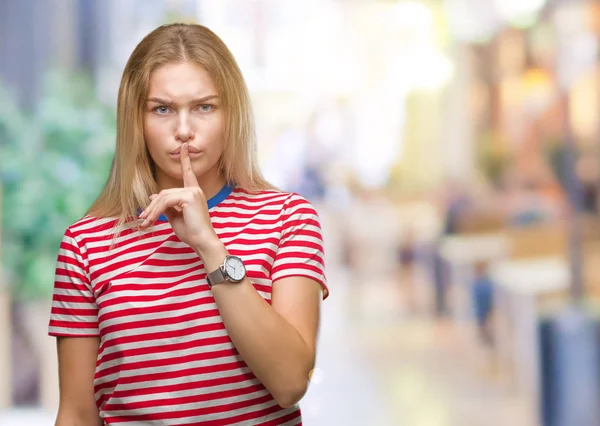 Young Caucasian Woman Isolated Background Asking Quiet Finger Lips Silence — Stock Photo, Image