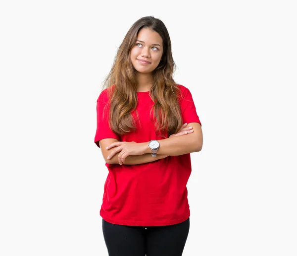Młoda Piękna Brunetka Kobieta Noszenie Shirt Czerwony Białym Tle Uśmiechnięty — Zdjęcie stockowe