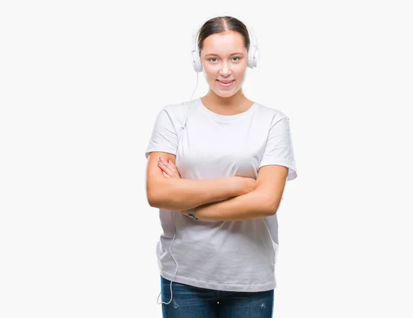 Jonge Kaukasische Vrouw Luisteren Naar Muziek Hoofdtelefoon Dragen Geïsoleerd Achtergrond — Stockfoto