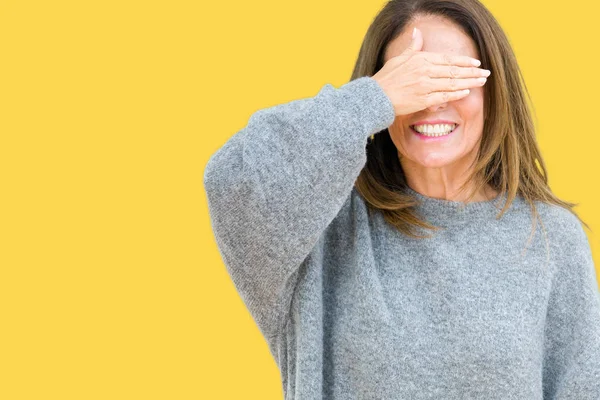 Hermosa Mujer Mediana Edad Vistiendo Suéter Invierno Sobre Fondo Aislado —  Fotos de Stock