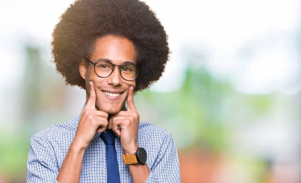 Young African American Business Man Afro Hair Wearing Glasses Smiling — Stock Photo, Image