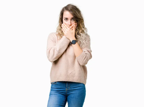 Sweatershirt Üzerinde Giyen Genç Güzel Sarışın Kadın Arka Plan Ağız — Stok fotoğraf
