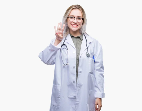 Mladá Blondýna Doktor Žena Izolované Pozadí Zobrazení Ukázal Prsty Číslo — Stock fotografie