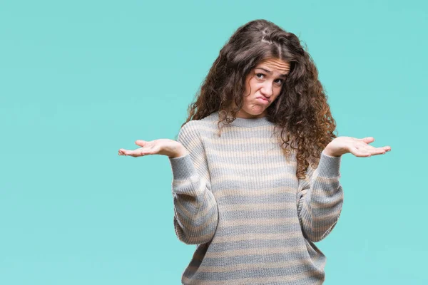 Hermosa Morena Pelo Rizado Joven Con Suéter Invierno Sobre Fondo — Foto de Stock