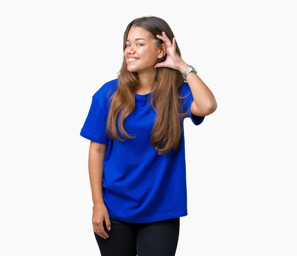 Jonge Mooie Brunette Vrouw Blauw Shirt Dragen Geïsoleerde Achtergrond Glimlachend — Stockfoto