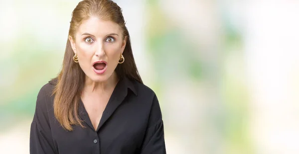Beautiful Middle Age Mature Business Woman Isolated Background Afraid Shocked — Stock Photo, Image