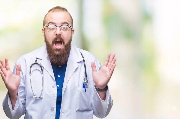 Young Caucasian Doctor Man Wearing Medical White Coat Isolated Background — Stock Photo, Image