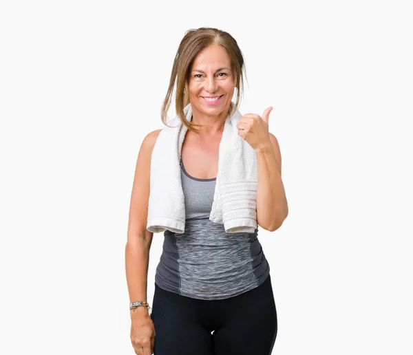 Beautiful Middle Age Woman Wearing Sport Clothes Towel Isolated Background — Stock Photo, Image