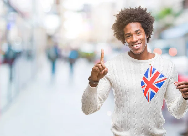 Afro American Man Flag United Kingdom Isolated Background Surprised Idea — Stock Photo, Image