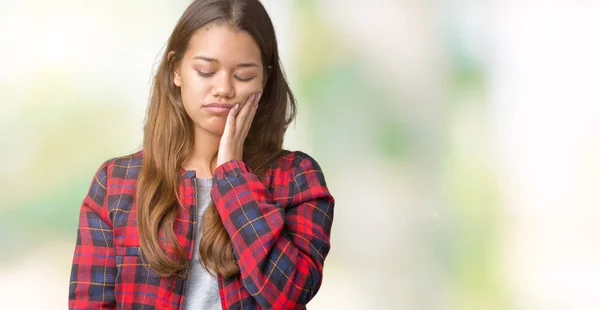 Giovane Bella Donna Bruna Indossa Una Giacca Sfondo Isolato Pensando — Foto Stock