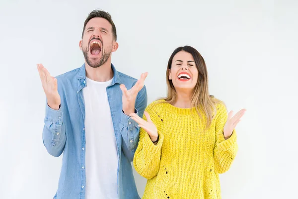 Jovem Belo Casal Togheter Sobre Fundo Isolado Celebrando Louco Louco — Fotografia de Stock