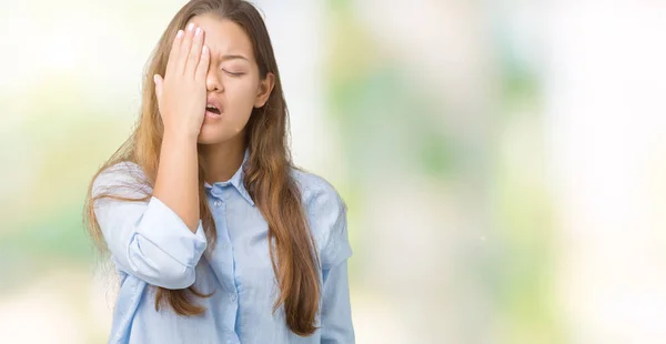 Jovem Bela Mulher Negócios Morena Sobre Fundo Isolado Bocejo Cansado — Fotografia de Stock