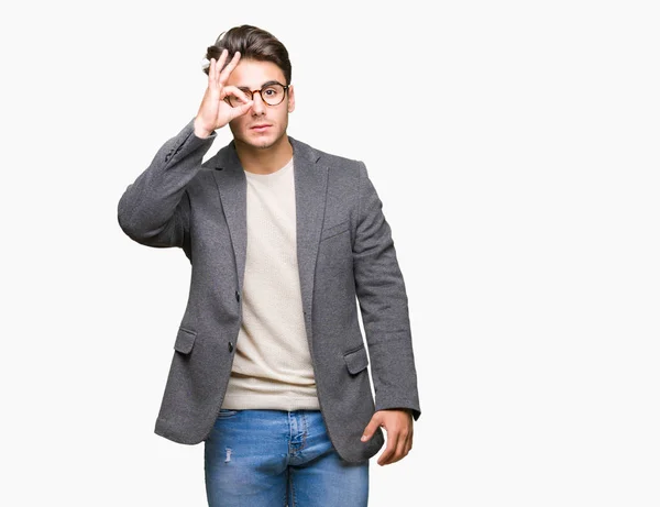 Jonge Zakenman Bril Geïsoleerde Achtergrond Doen Gebaar Met Hand Glimlachen — Stockfoto