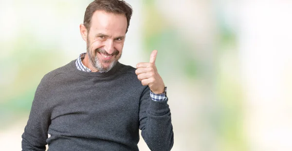 Hombre Mayor Mediana Edad Guapo Usando Suéter Sobre Fondo Aislado — Foto de Stock