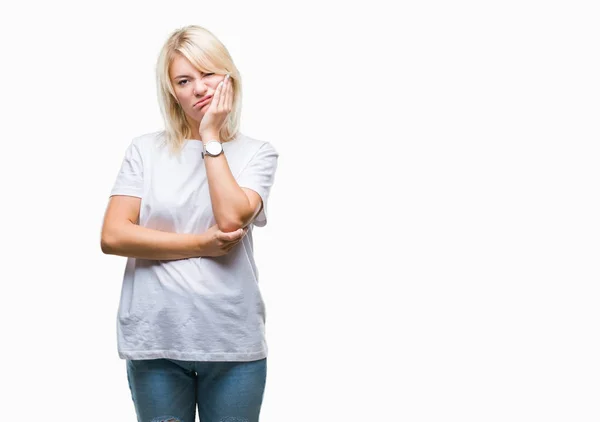 Jonge Mooie Blonde Vrouw Met Witte Shirt Geïsoleerde Achtergrond Denken — Stockfoto