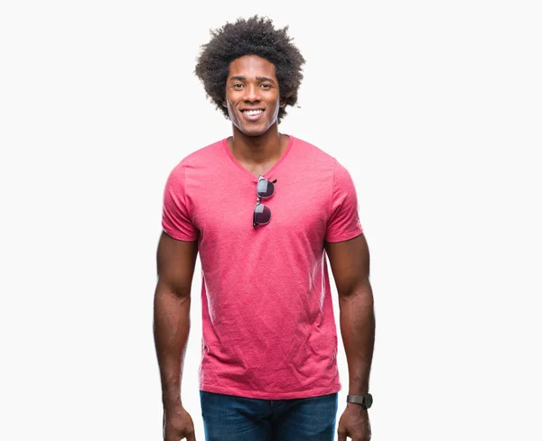 Afro Amerikaanse Man Geïsoleerde Achtergrond Met Een Gelukkig Cool Glimlach — Stockfoto