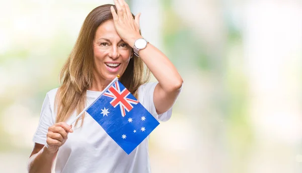 Medelåldern Spansktalande Kvinna Anläggning Flagga Australien Över Isolerade Bakgrund Stressad — Stockfoto