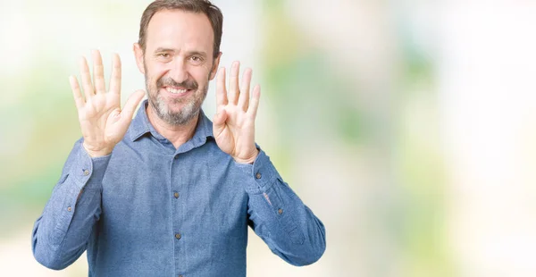Yakışıklı Orta Yaş Zarif Komuta Sizde Gösterilen Parmakları Ile Işaret — Stok fotoğraf