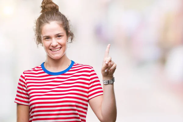 Beautiful Brunette Curly Hair Young Girl Wearing Casual Look Isolated — Stock Photo, Image