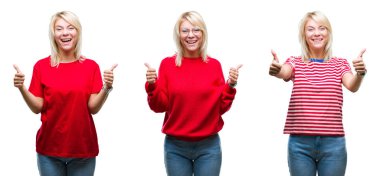 Kolaj üzerinde rahat kırmızı giyen güzel sarışın kadının el ile olumlu hareketi yaparken arka plan başarı işareti başparmak gülümseyen ve mutlu izole. Neşeli bir ifadeyle, kazanan jest kameraya bakıyor.