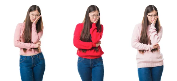 Colagem Jovem Bela Mulher Chinesa Sobre Fundo Isolado Pensando Parecendo — Fotografia de Stock