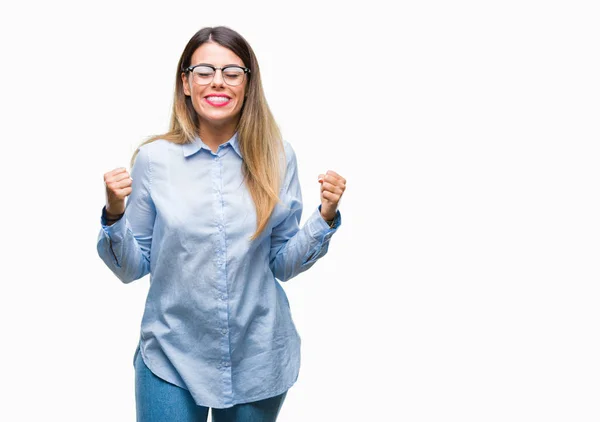 Joven Mujer Negocios Hermosa Con Gafas Sobre Fondo Aislado Emocionado —  Fotos de Stock