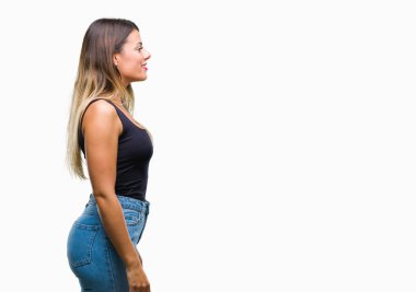 İzole arka tarafına, arayan genç güzel kadın dinlenmek doğal yüz emin gülümseme ile pozuyla profili.