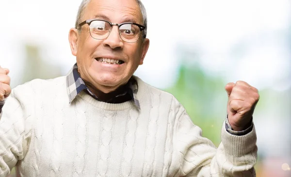 Handsome Senior Man Wearing Glasses Winter Sweater Celebrating Surprised Amazed — Stock Photo, Image