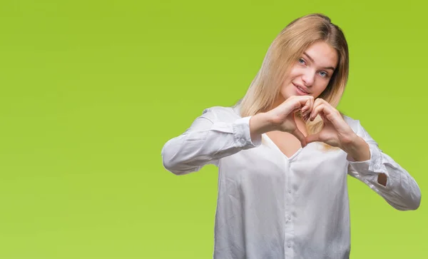 Mulher Branca Jovem Sobre Fundo Isolado Sorrindo Amor Mostrando Símbolo — Fotografia de Stock