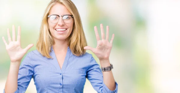 Schöne Junge Geschäftsfrau Über Isoliertem Hintergrund Die Mit Finger Nummer — Stockfoto