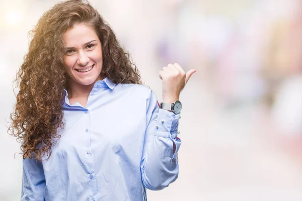 Schöne Brünette Lockige Haare Junge Mädchen Tragen Elganten Blick Über — Stockfoto