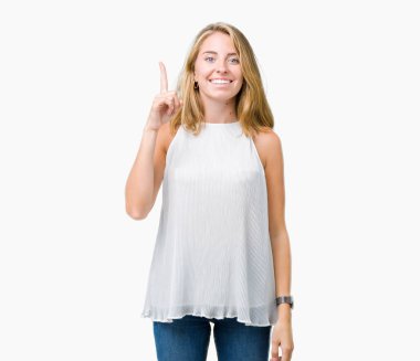 Güzel genç zarif kadın başarılı fikirle parmağı yukarıyı izole arka plan yüzünden. Çıktıktan ve mutlu. Bir numara.