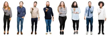 İnsanlar bir öpücük el ile güzel ve seksi olmak hava üfleme kamera bakıyor beyaz izole arka plan üzerinde kolaj. Aşk ifade.