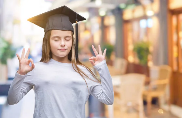 Young Beautiful Girl Wearing Graduate Cap Isolated Background Relax Smiling — Stock Photo, Image