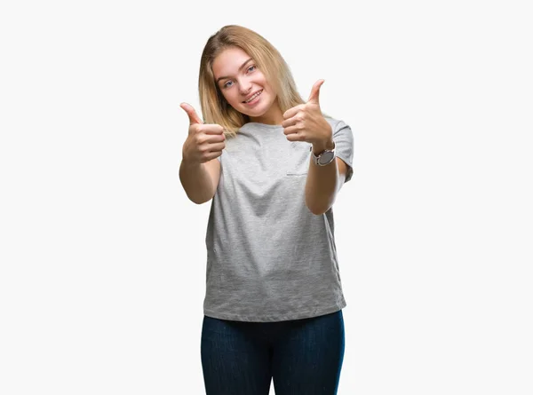 Giovane Donna Caucasica Sfondo Isolato Che Approva Facendo Gesto Positivo — Foto Stock