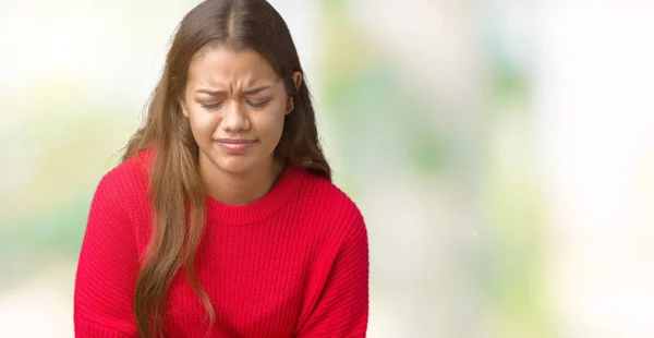 Ung Vacker Brunett Kvinna Iförd Röd Vinter Tröja Över Isolerade — Stockfoto