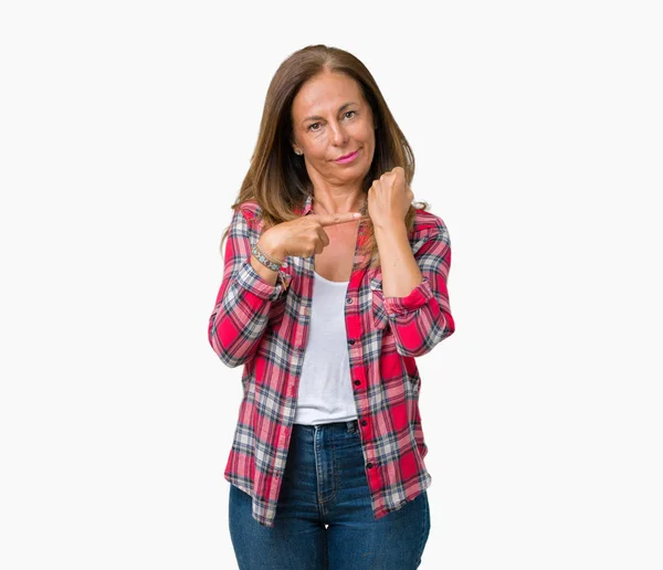 Schöne Frau Mittleren Alters Trägt Über Isolierten Hintergrund Eile Zeigt — Stockfoto