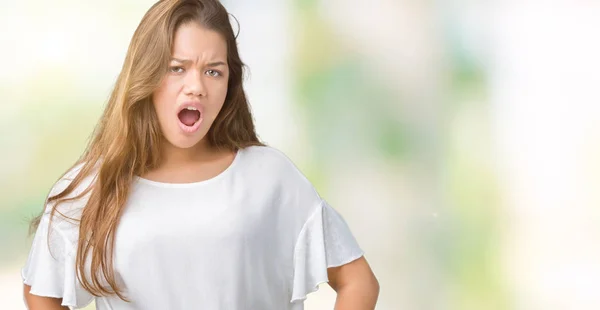 Jonge Mooie Brunette Zakenvrouw Geïsoleerde Achtergrond Schok Gezicht Sceptisch Sarcastisch — Stockfoto