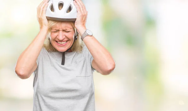 Middle Age Caucasian Cyclist Woman Wearing Safety Helmet Isolated Background — Stock Photo, Image