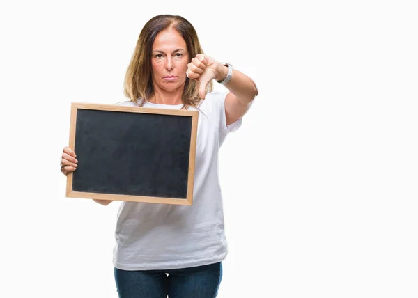 Middle Age Hispanic Woman Holding Blackboard Isolated Background Angry Face — Stock Photo, Image