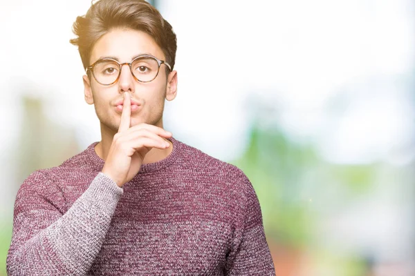 Giovane Bell Uomo Che Indossa Occhiali Sfondo Isolato Chiedendo Essere — Foto Stock