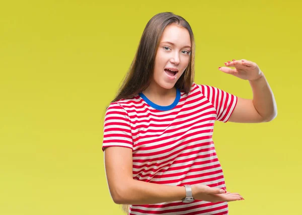 Young Caucasian Beautiful Woman Isolated Background Gesturing Hands Showing Big — Stock Photo, Image