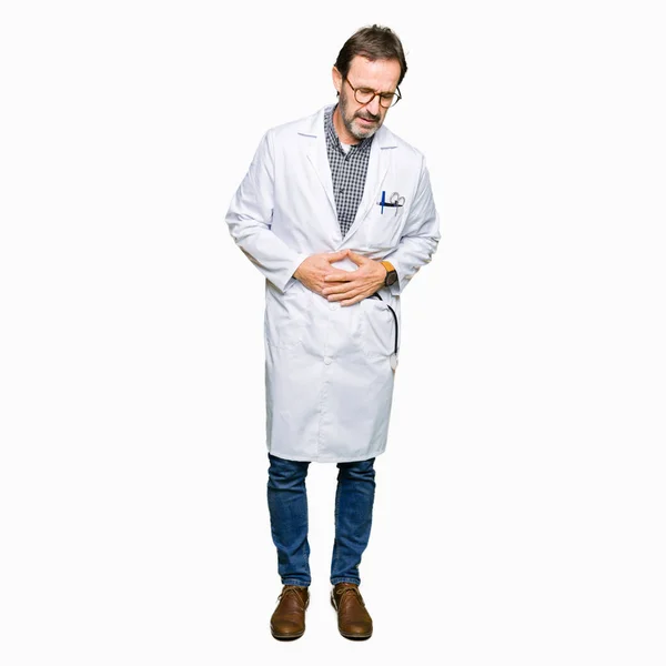 Średnim Wieku Mężczyzn Lekarz Sobie Medycznych Płaszcz Ręką Żołądek Niestrawność — Zdjęcie stockowe