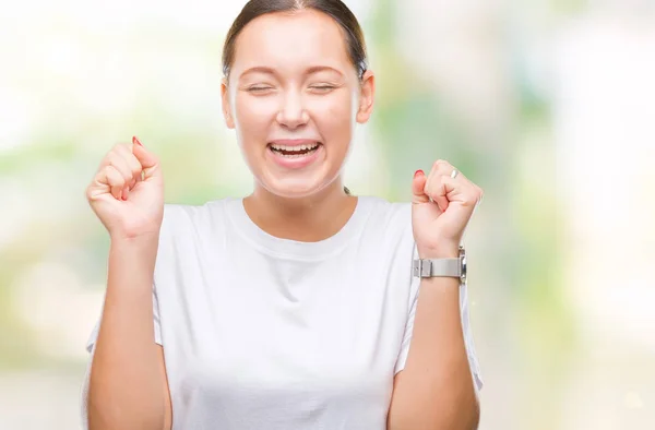 Joven Hermosa Mujer Caucásica Sobre Fondo Aislado Emocionado Por Éxito —  Fotos de Stock